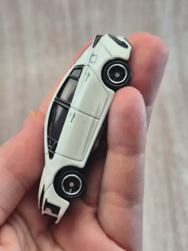 Thumbnail: Tomica 76 : Toyota Prius PHV GR Sport