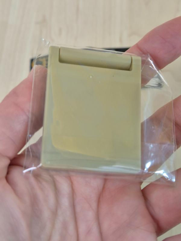 Miniature : Gashapon mini miroir compact Cecil McBee : léopard