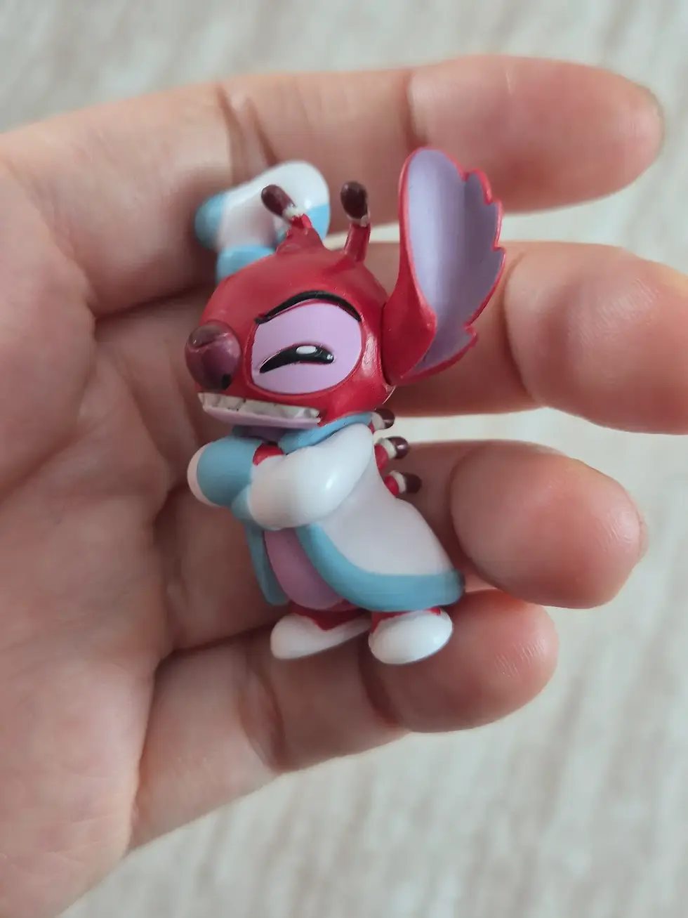 Thumbnail: Gashapon figurine Disney "Character Stitch Bath Time" : Leroy