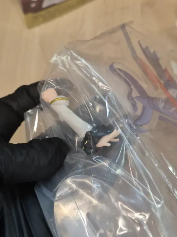 Thumbnail: Figurine Pokemon Masters EX : Cynthia