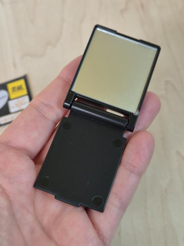 Miniature : Gashapon mini miroir compact Cecil McBee : pied de poule