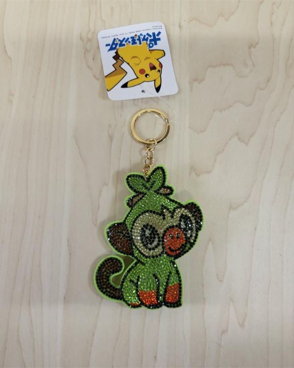 Porte-clefs Pokemon strass brillant Ouistempo / Sarunori / Grookey