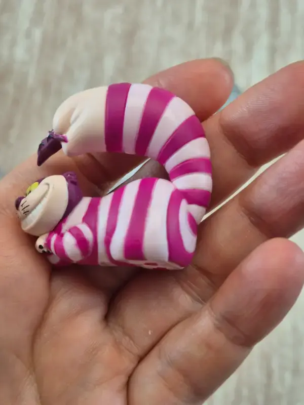 Thumbnail: Gashapon figurine Disney Alice au Pays des merveilles"Cheshire Ippai Collection"
