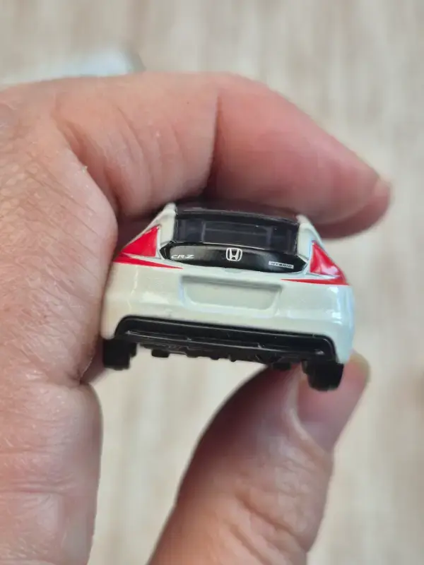 Thumbnail: Tomica 86 : Honda CR-Z Safety Car