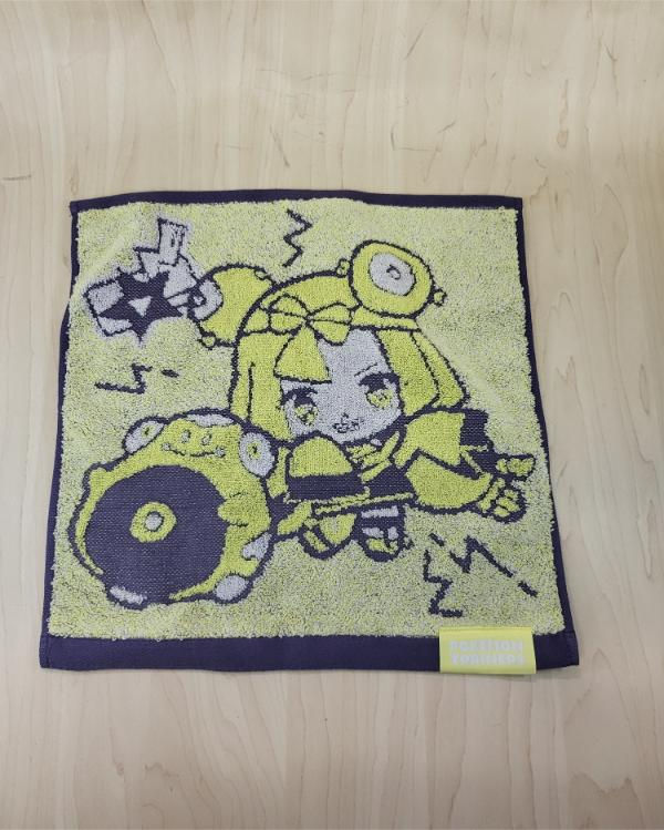Serviette Pokemon Center trainer : Machynn et Amphibidou