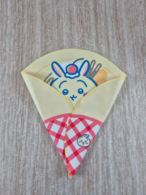 Thumbnail: Serviette Chiikawa Crêpes : Crêpe Usagi