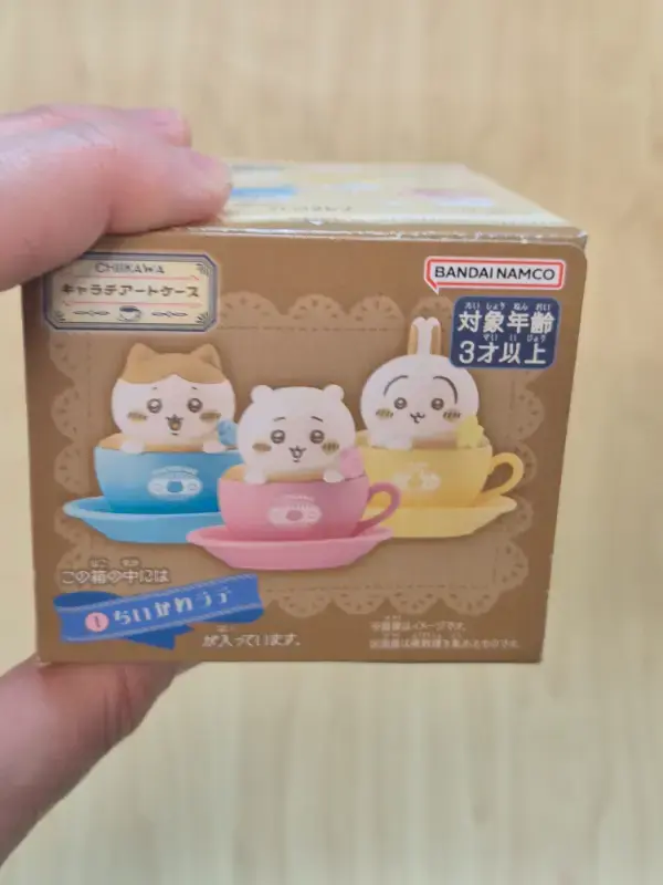 Thumbnail: Figurine Chiikawa "Art Latte case" : Chiikawa