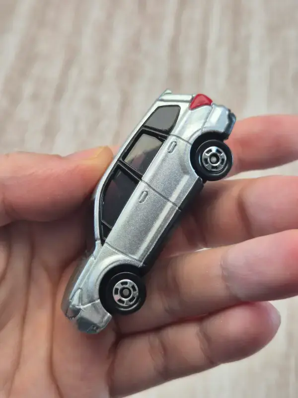 Thumbnail: Tomica 112 : Subaru Forester