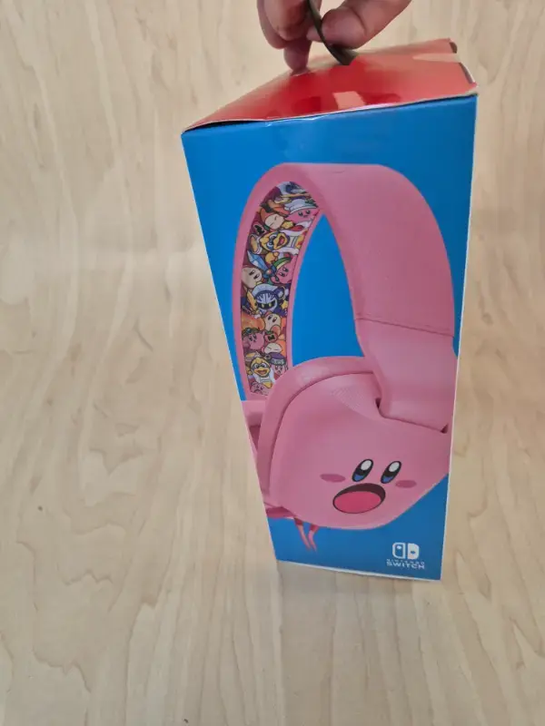 Miniature : Casque Kirby Nintendo Switch "Kirby Mouthful"