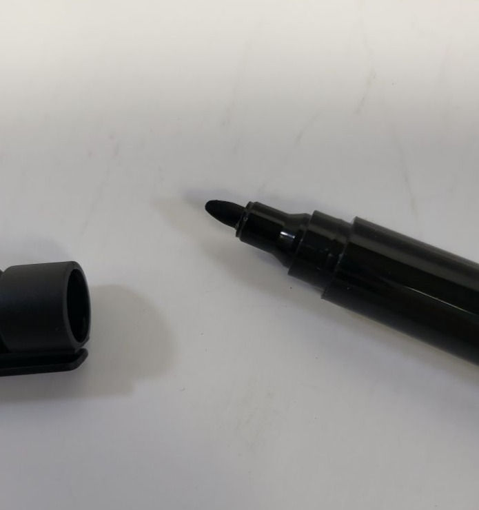 Miniature : Boîte 10 marqueurs permanent noirs