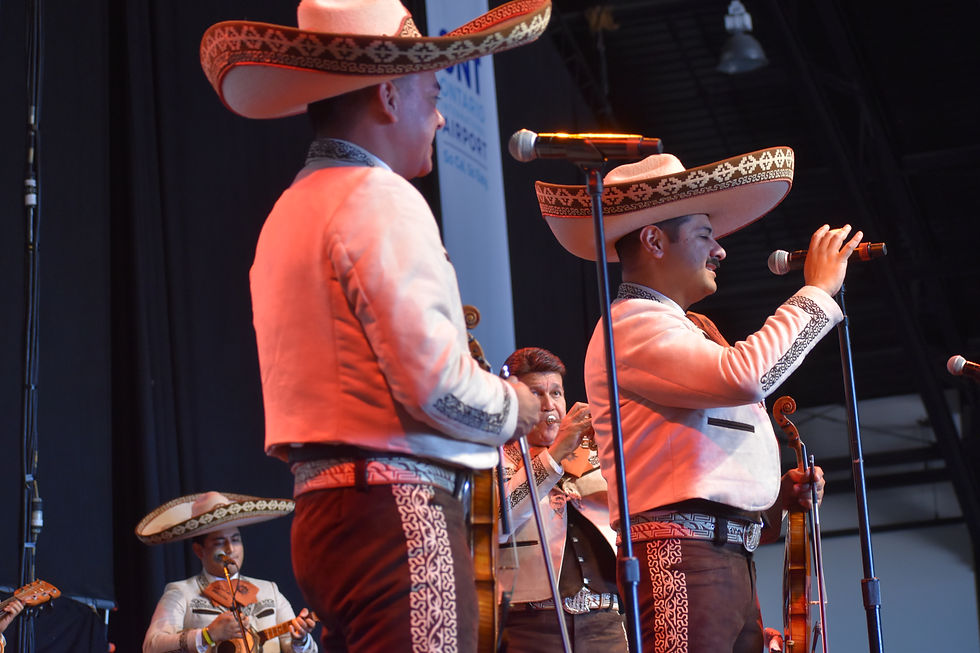 Mariachi Sol de México de José Hernández