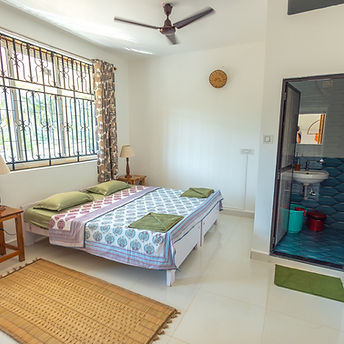 BoneandBodyclinic-goa-ACensuite.jpg