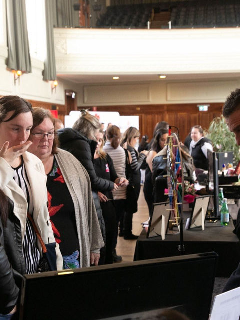 How to plan a wedding