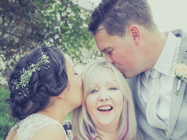 Say I do with Love - Celebrant Stella