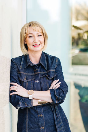 Personal Stylist and Colour Analyst