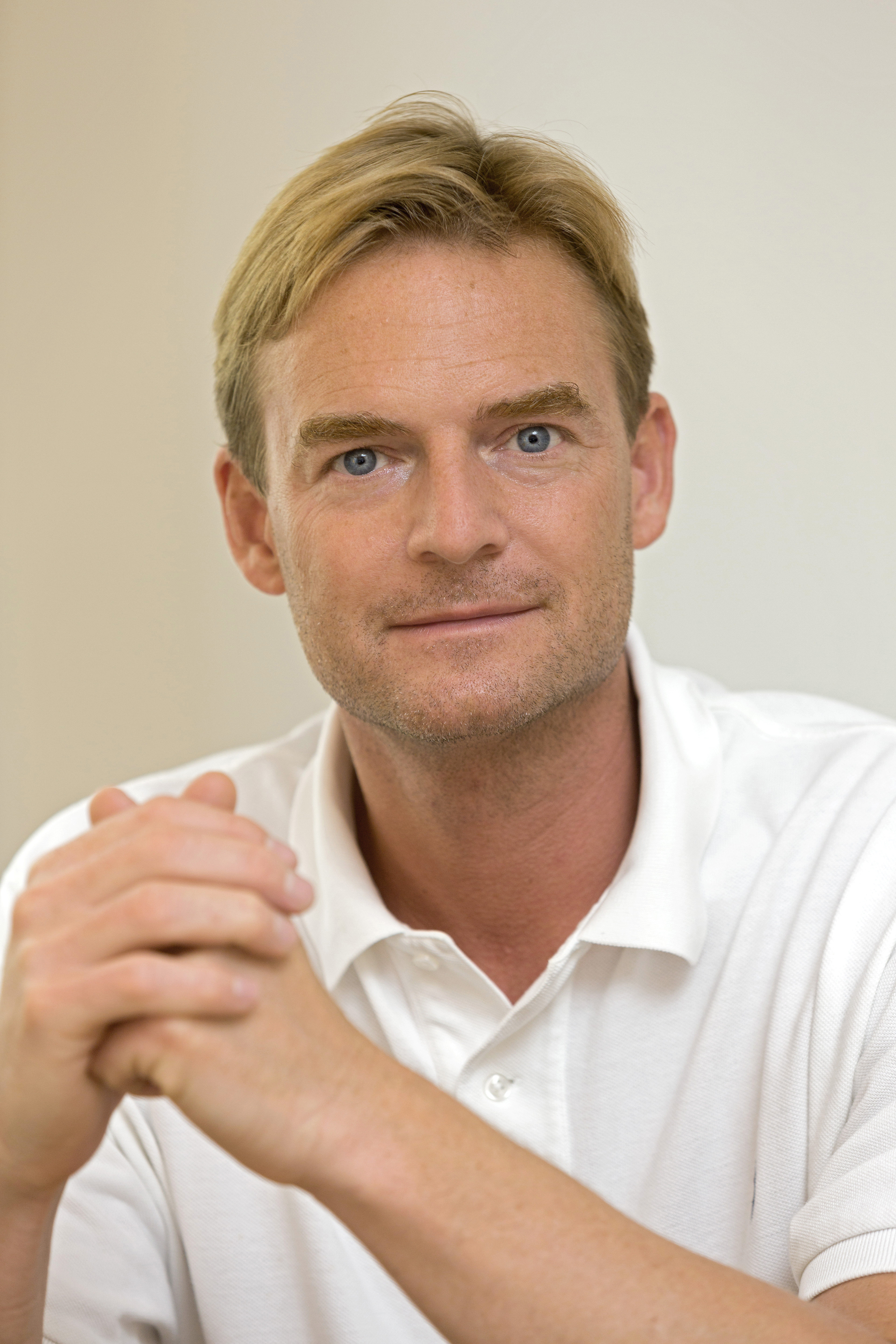 Dr. med. Roman Schneider, MSc