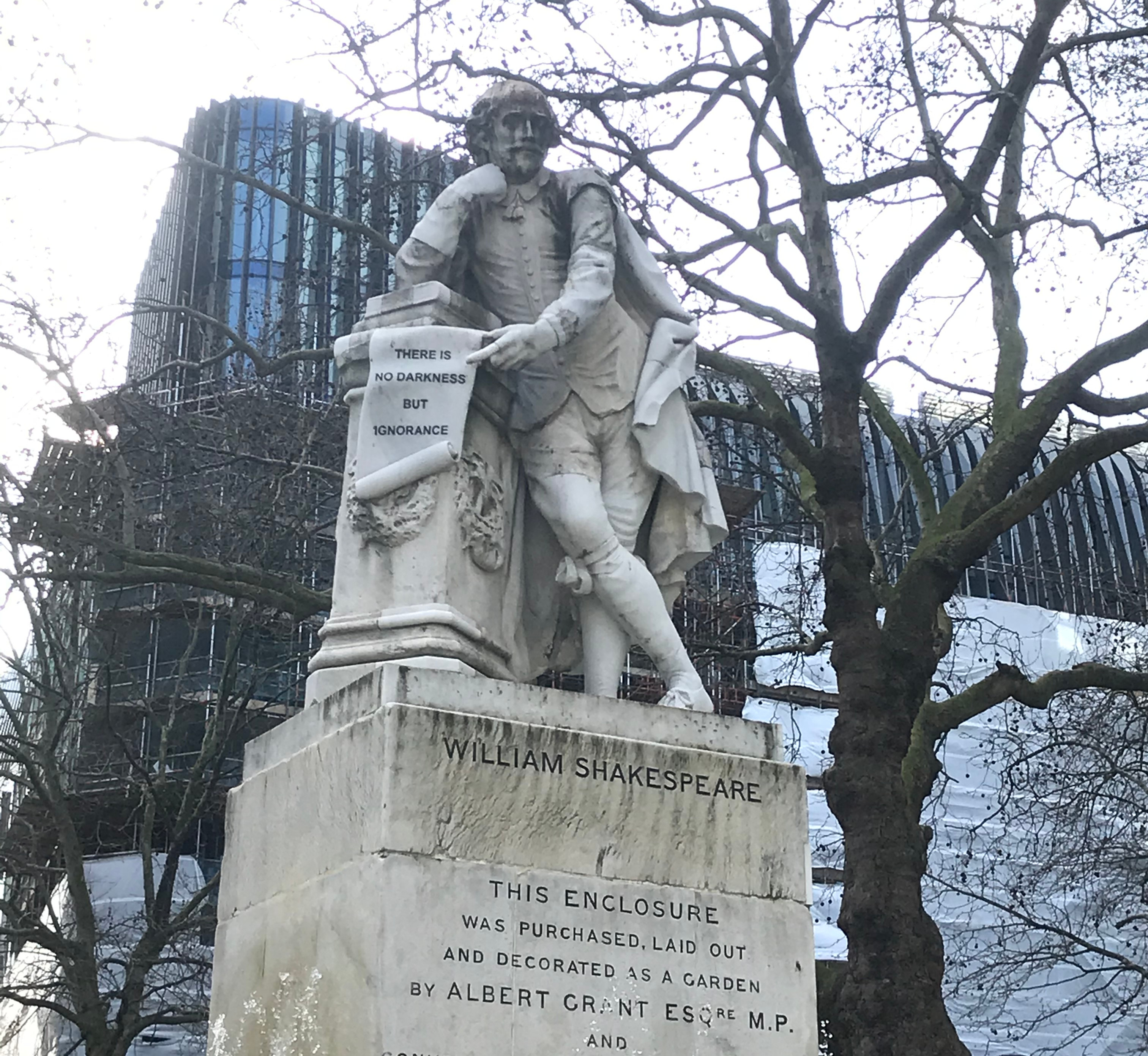 Statue of William Shakespeare in Leicester Square Gardens.