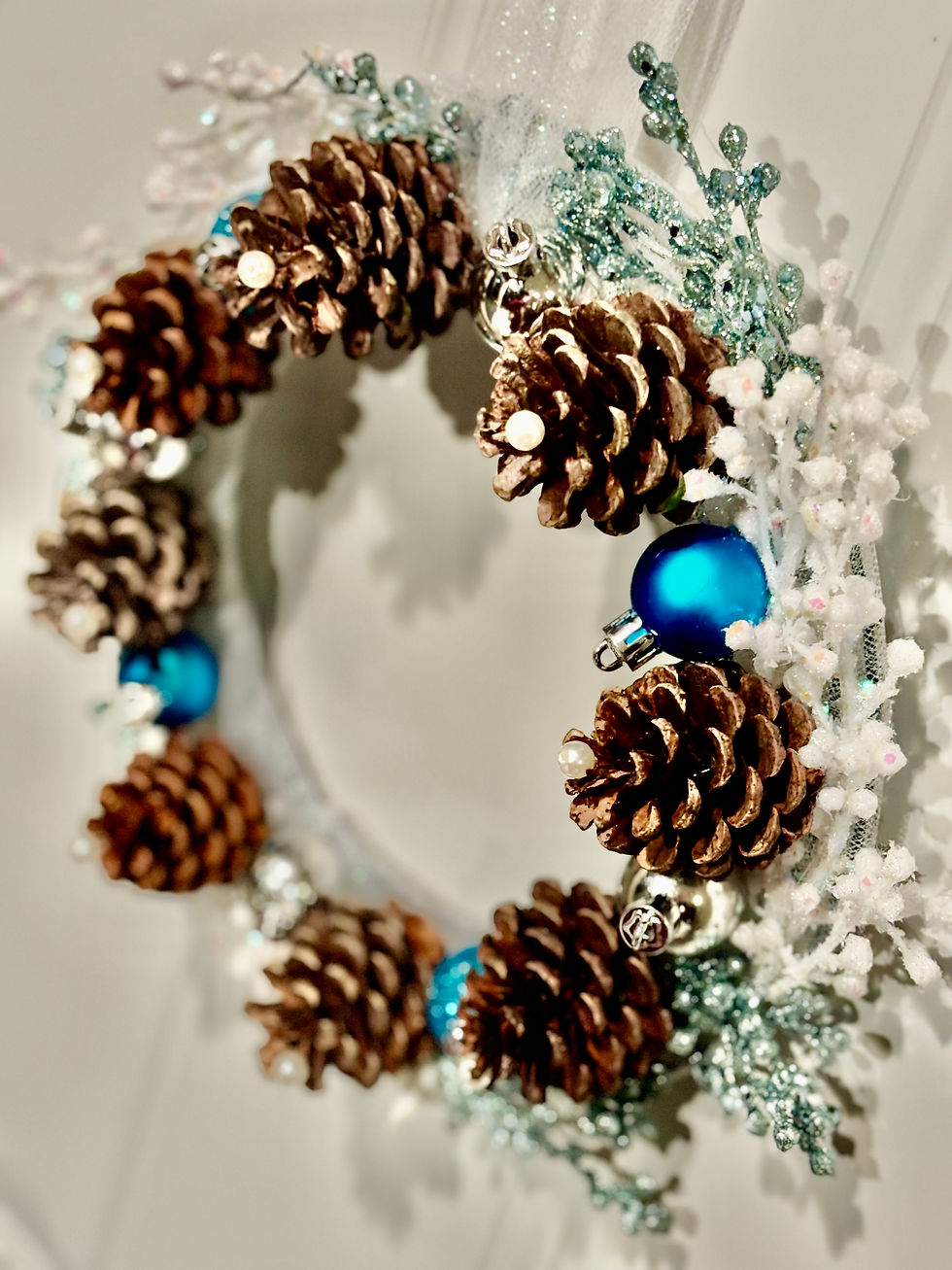 Thumbnail: Iciclyes & Pinecones Whimsical Wreath 4
