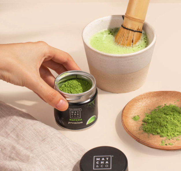 Miniature : Matcha and Co premium image dans un décor