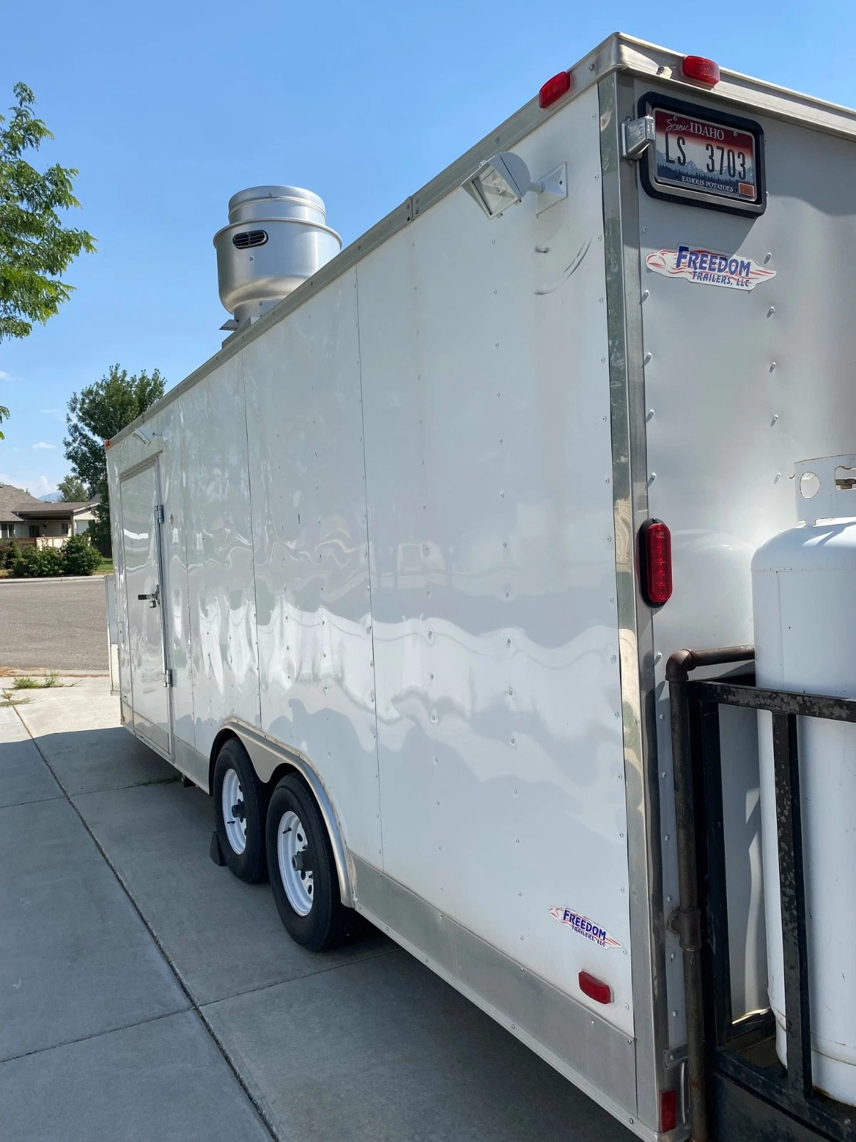 The Titan Series: 6m High-Output Mobile Kitchen
