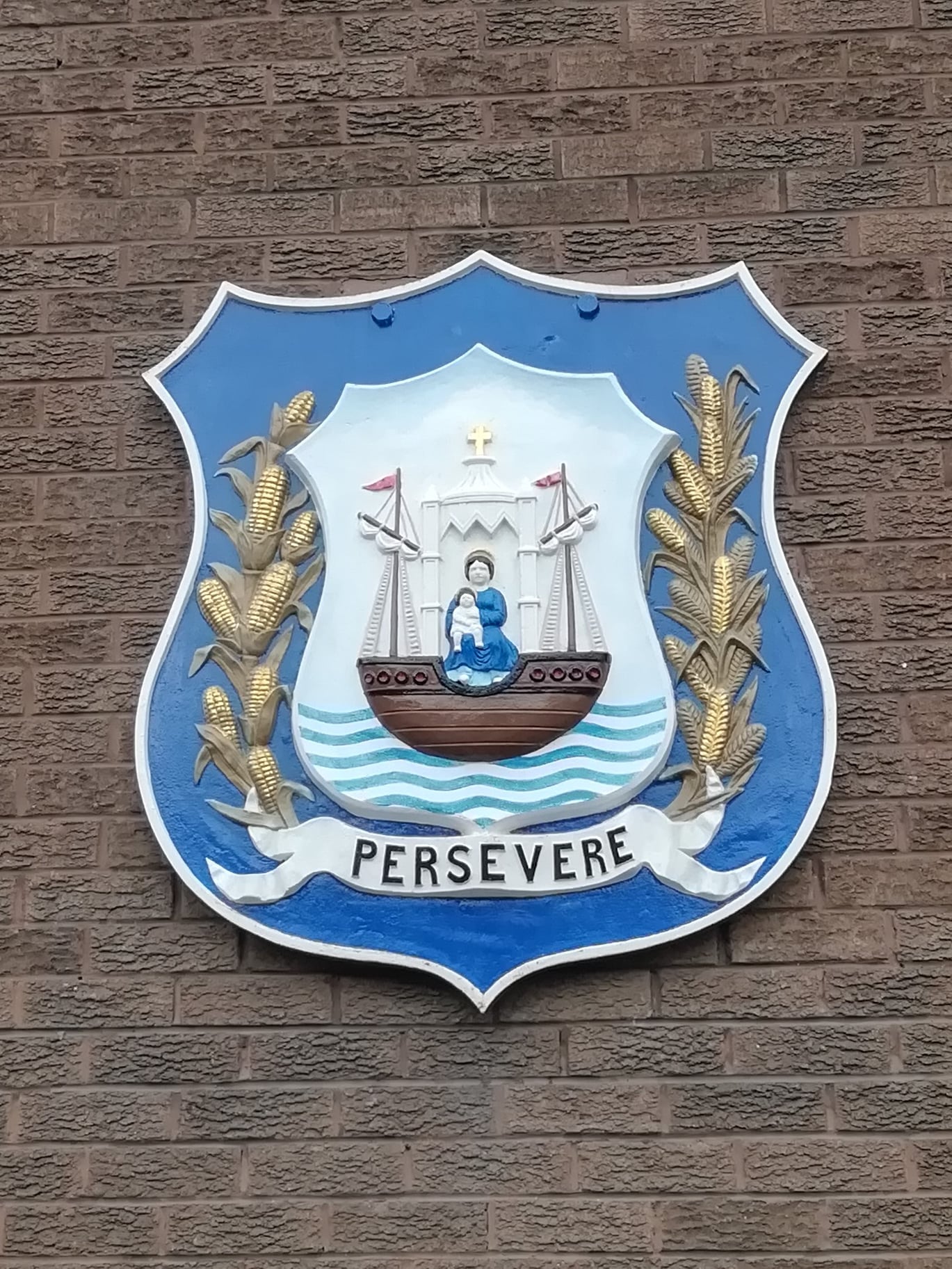 Leith Crest: Persevere