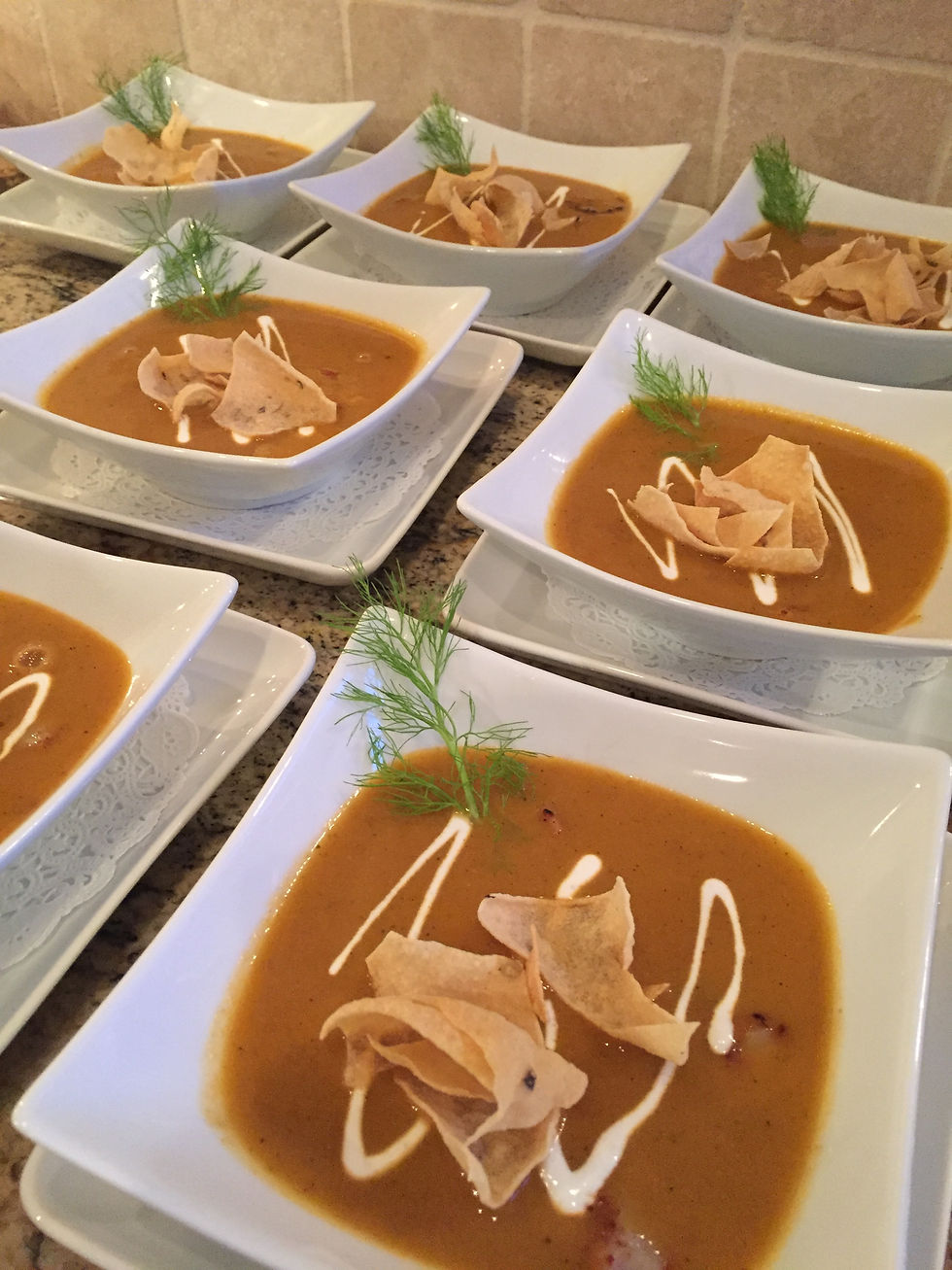 Lentil soup w pappadum, creme fraich