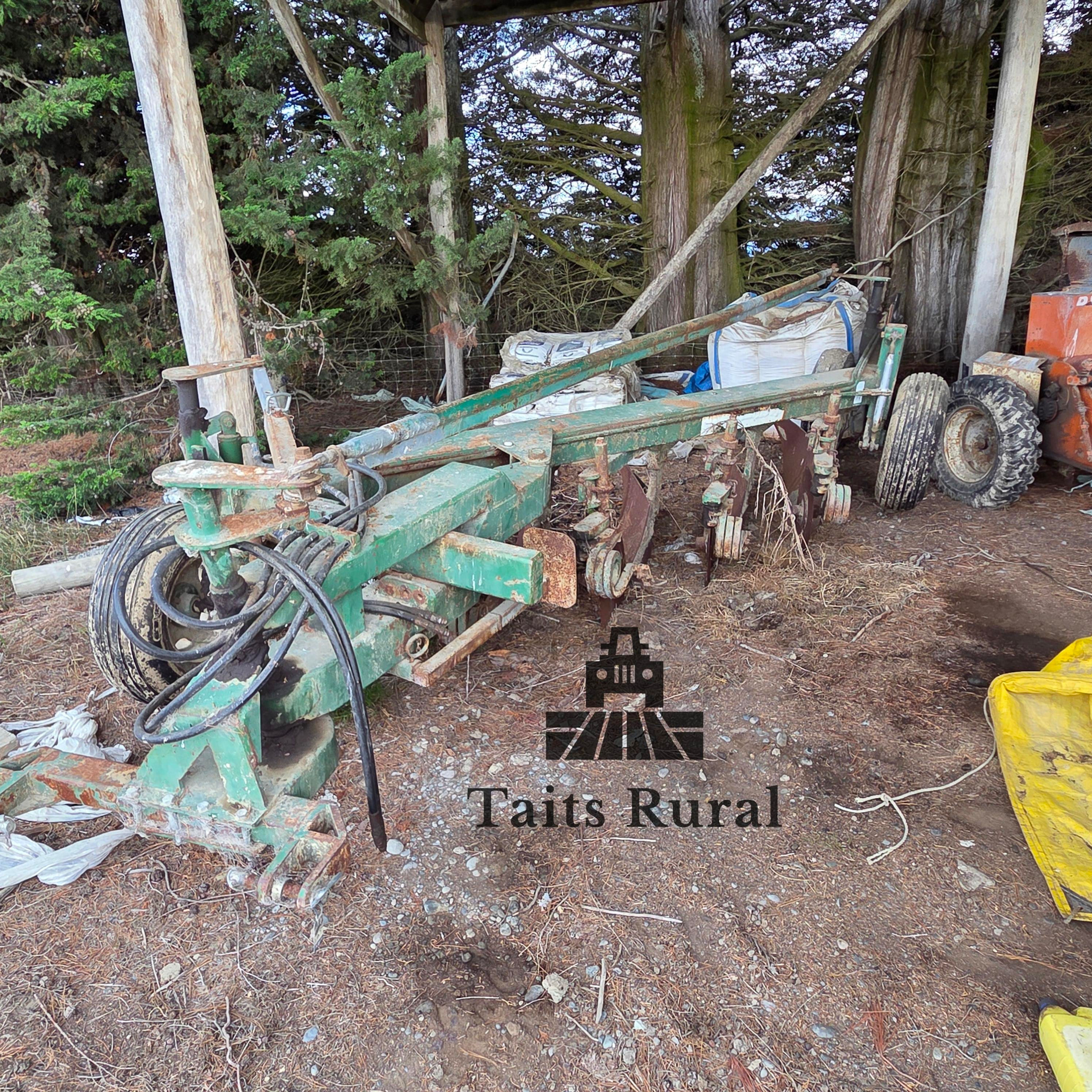 Dunhill 5 Furrow Plough