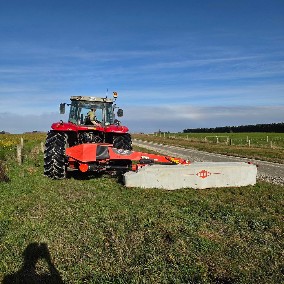 Thumbnail: Kuhn GMD 3511 Mower