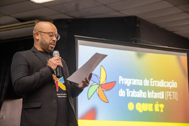 Secretário de Assistência Social, Jefferson Alves, fez a abertura do Fórum Intersetorial de Combate ao Trabalho Infantil