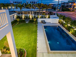 Nobbys Beach Gold Coast pool with wet edge design by JB Pool Construction