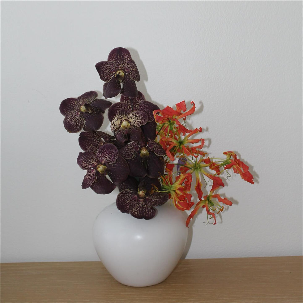 Thumbnail: Flowers Arranged in a Vessel 