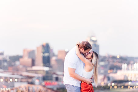 Jenna & Jordan | A Cincinnati Skyline Proposal | D & L Photography