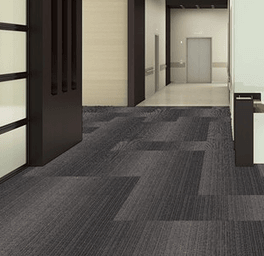 Alfombra modular Patcraft colección Cube and Colour instalada 