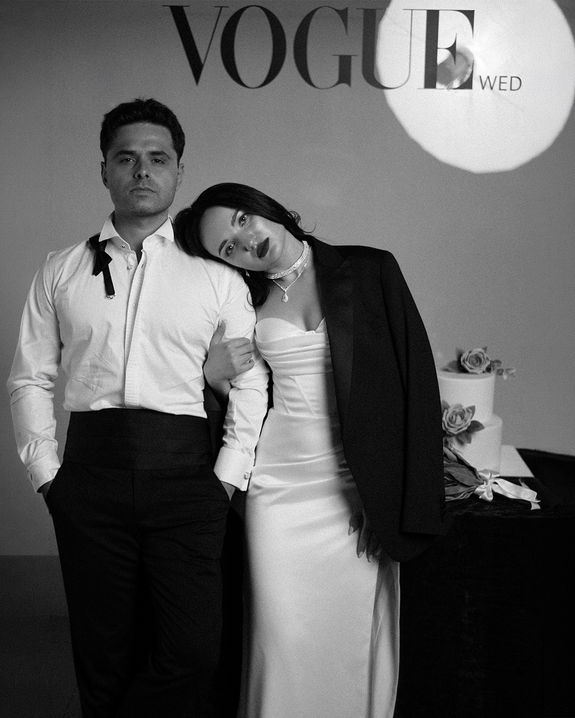 Edirne Karo Plato'da çekilen siyah beyaz vogue konsept karizmatik gelin damat fotoğrafı