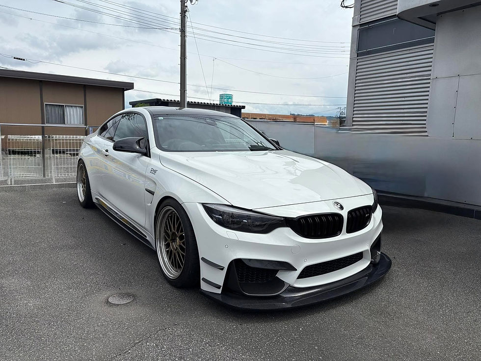 F82M4-LCI フロントガラス交換と車検|写真3