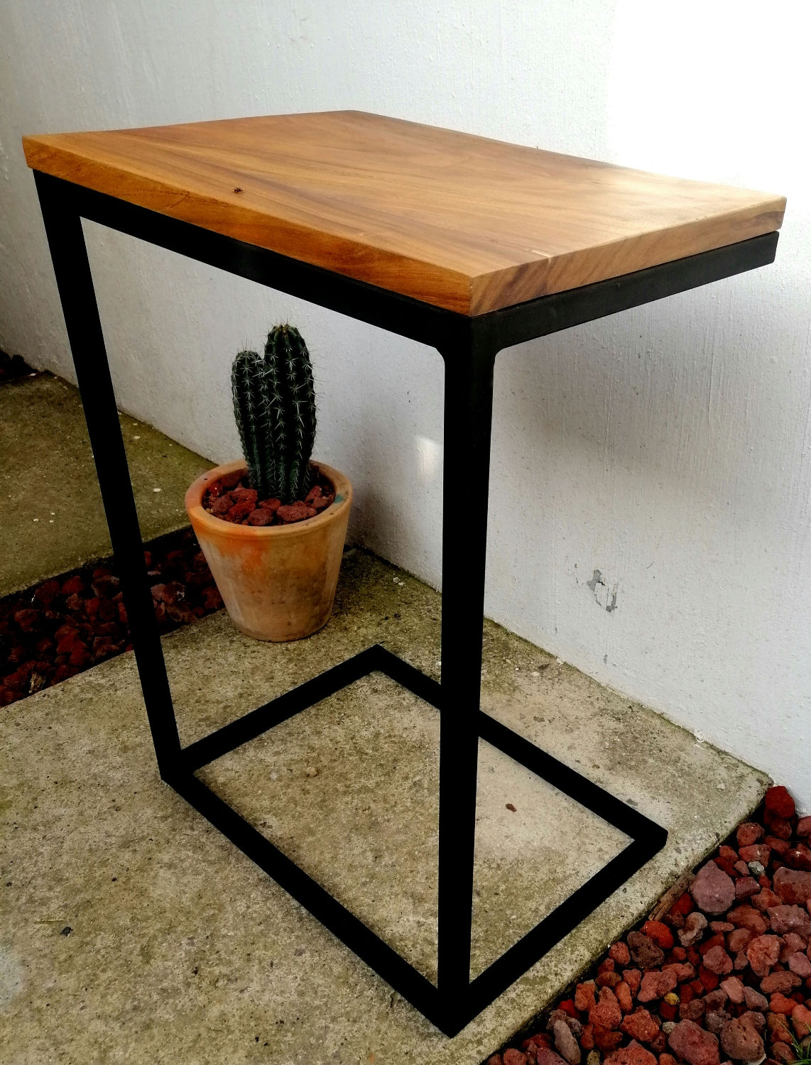 Mesa auxiliar RIO