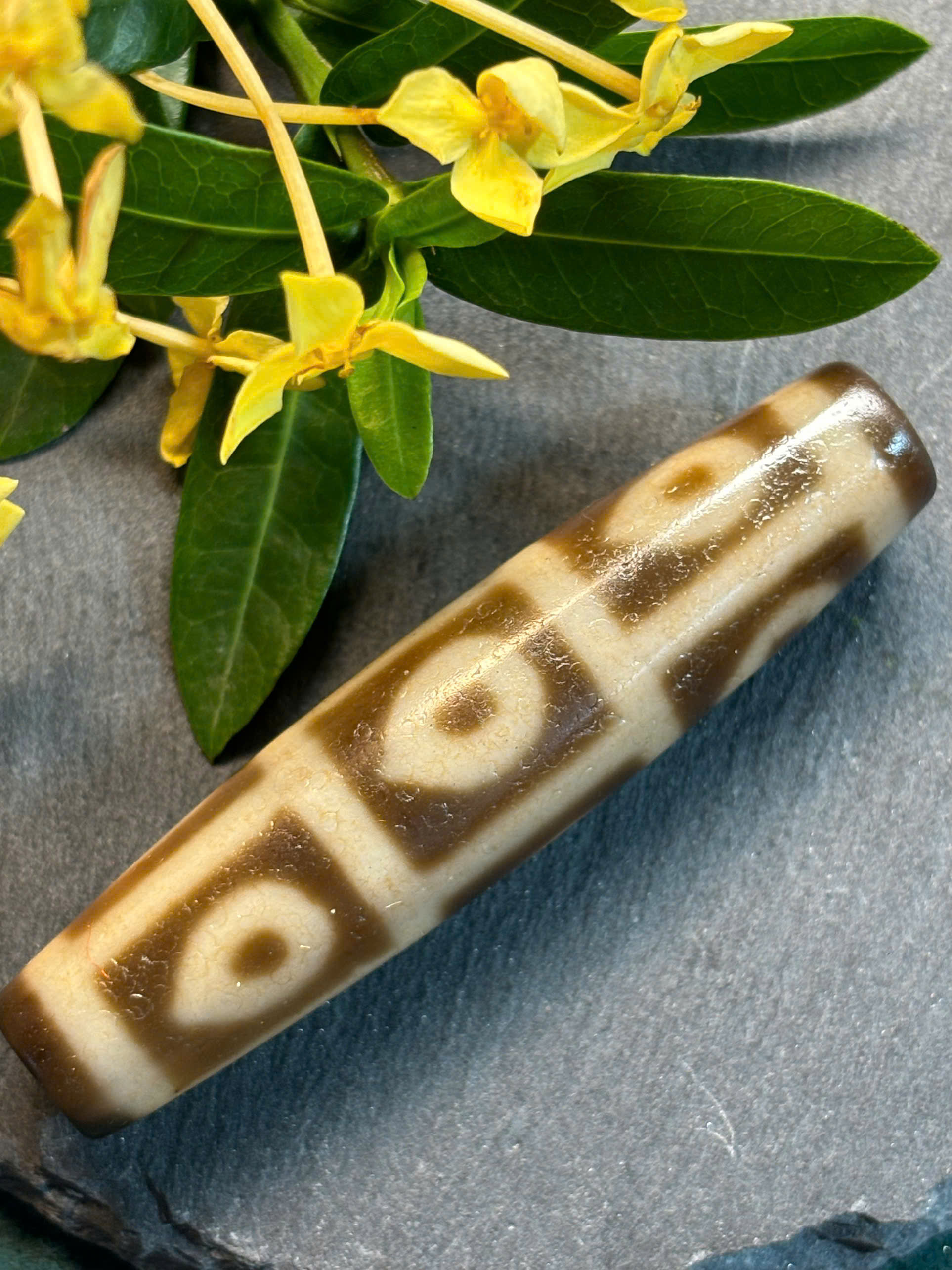 DZI 9 MẮT LÁ ĐỀ