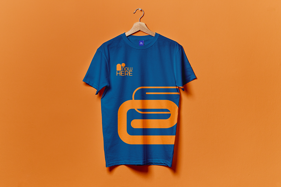 Hanging_T-Shirt_Mockup.png