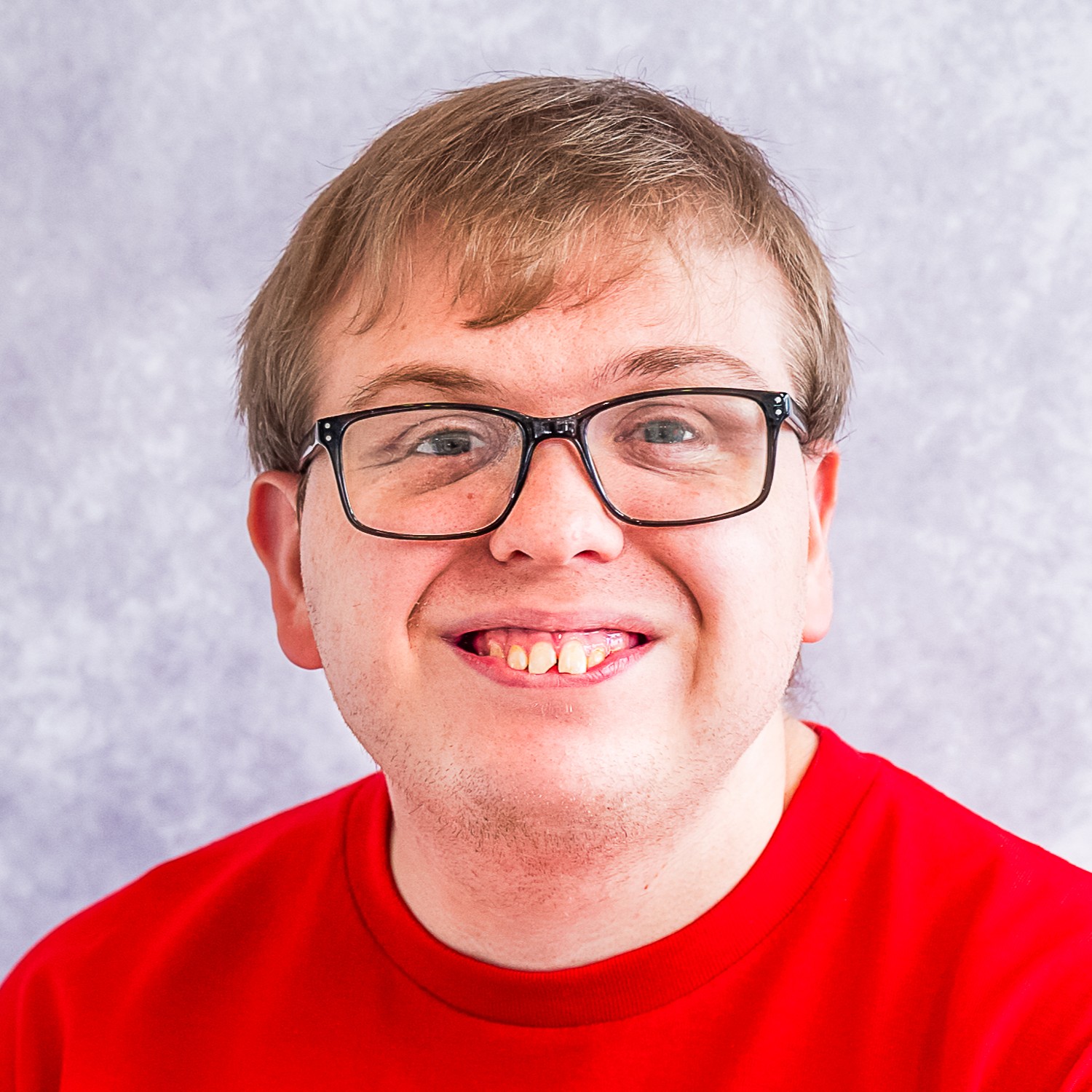 Daniel Headshot.jpg