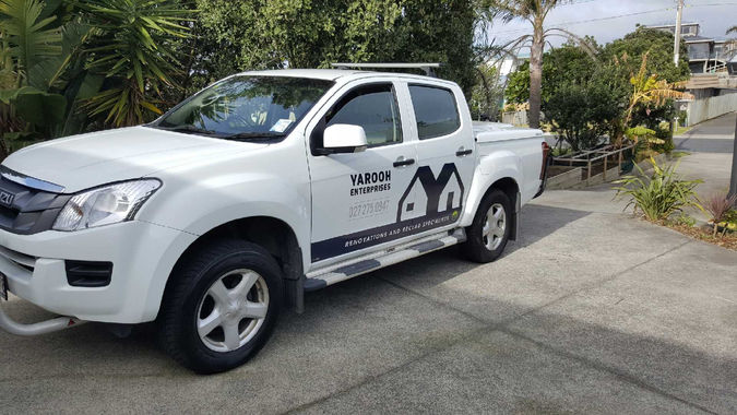 vehicle signage designer