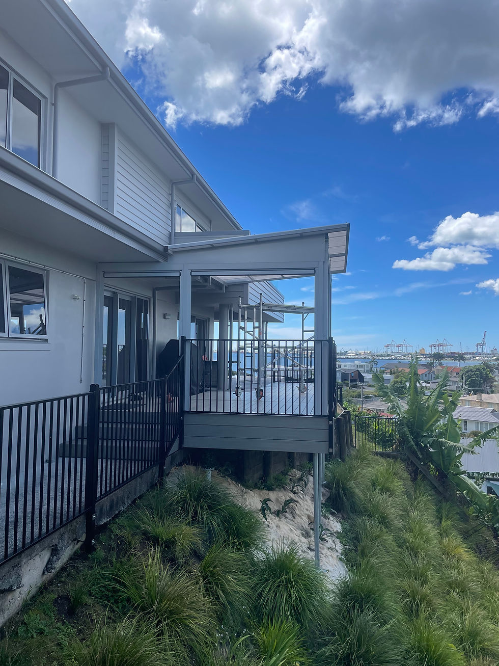 Covered deck Pergola