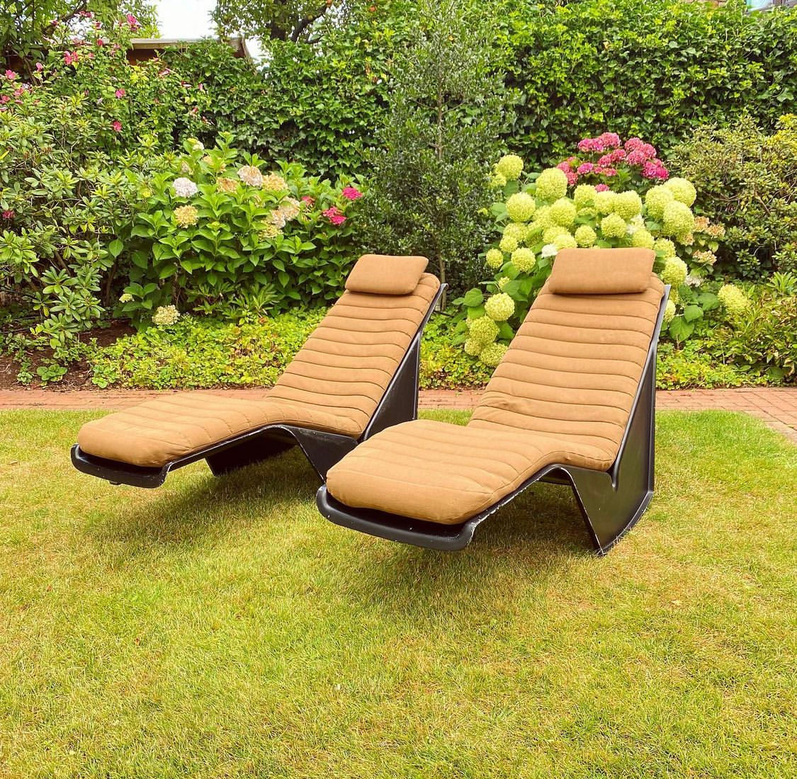 2x Rosenthal - Serpentina Liegen - Burkhard Vogtherr