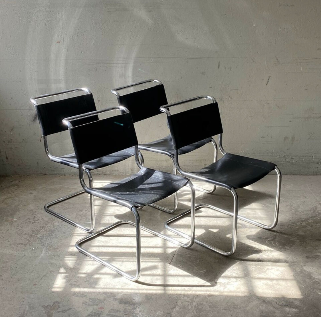 4 Thonet S33 Freischwinger Stühle Design by Mart Stam