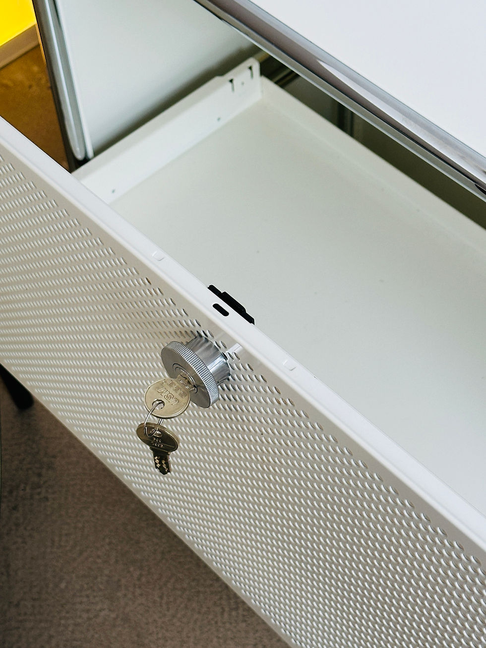 Miniaturbild: Weißes USM Haller Sideboard mit 6x Schubladen inkl 19% MwSt