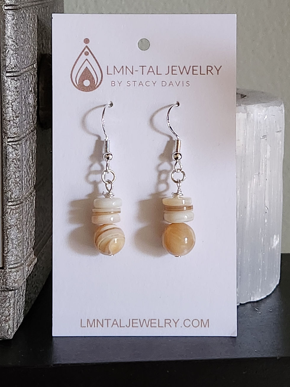 Thumbnail: Peach Shell and Mother of Pearl Beaded Earrings Petite Small Neat SS925 Hooks