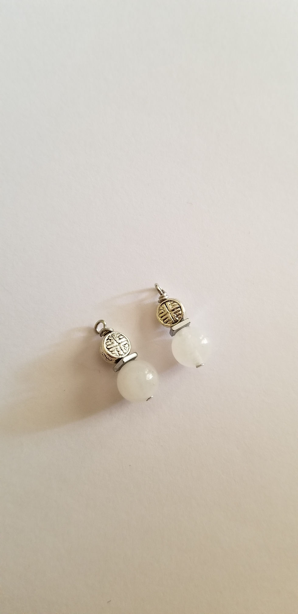 Thumbnail: Gnawing on Bones Moon Stone Snow Quartz Earring