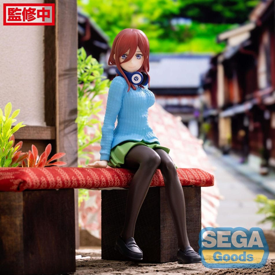 The Quintessential Quintuplets Specials - PM perching - Miku Nakano (SEGA)