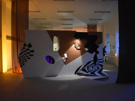 Exhibition Visit 7 : Karlin Studio