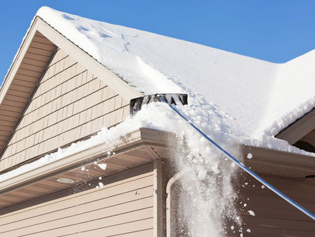 Snow Problem: The Ultimate Guide to Choosing and Using a Roof Rake for Snow Removal