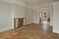 IS2f83g8weh39q0000000000